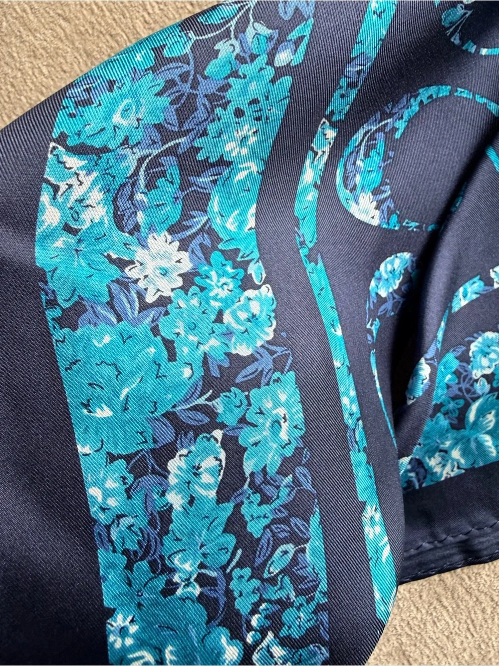 Coach elegant silk